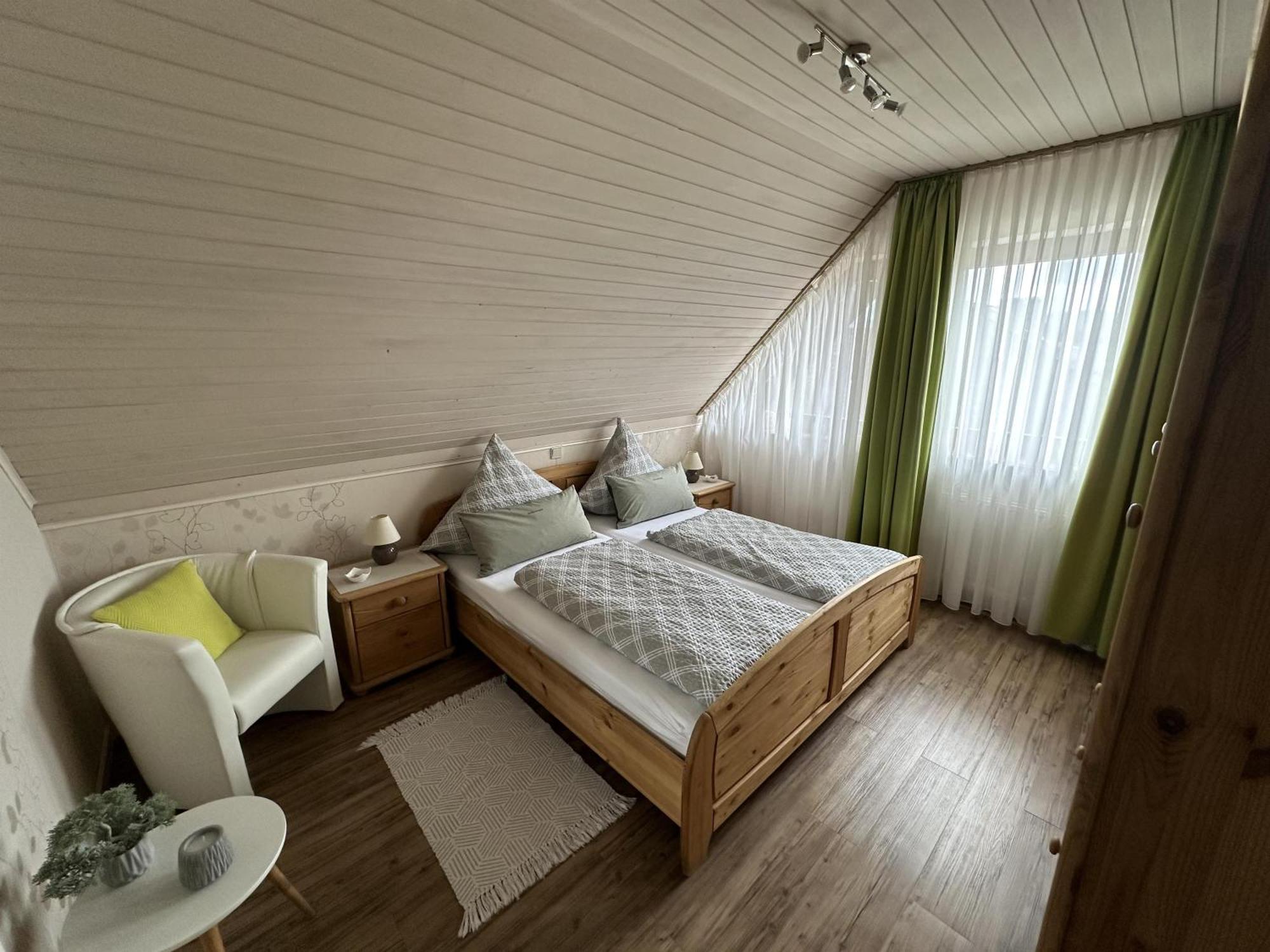 Ferienwohnung Traumpfadblick Rhens Exterior foto