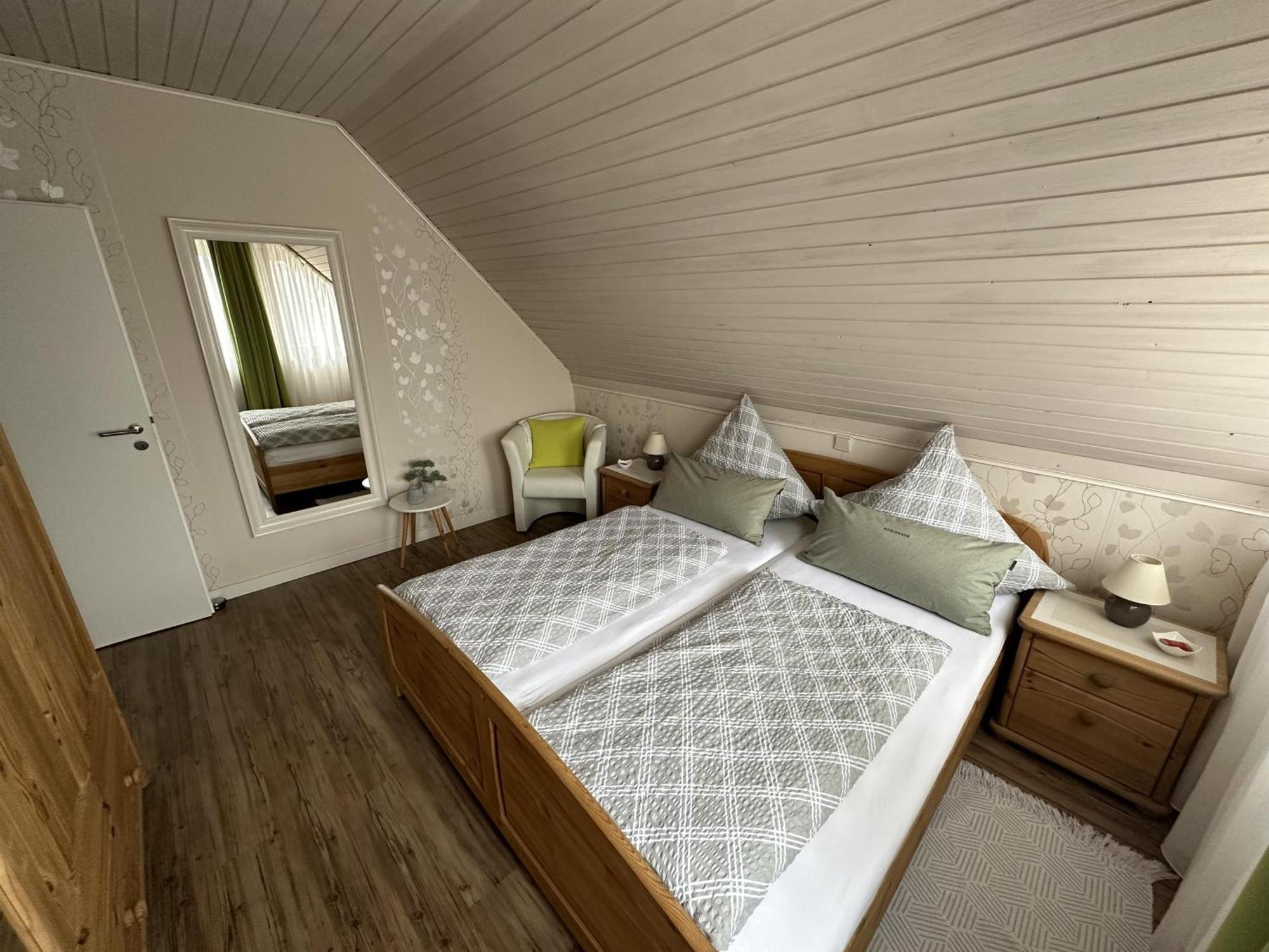 Ferienwohnung Traumpfadblick Rhens Exterior foto